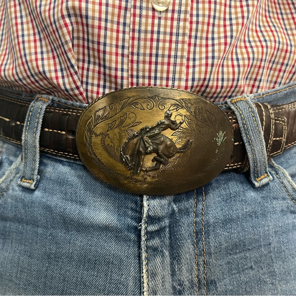 Vintage Western Cowboy Belt Buckle - Rodeo Bronc Rider in Bronze-Tone